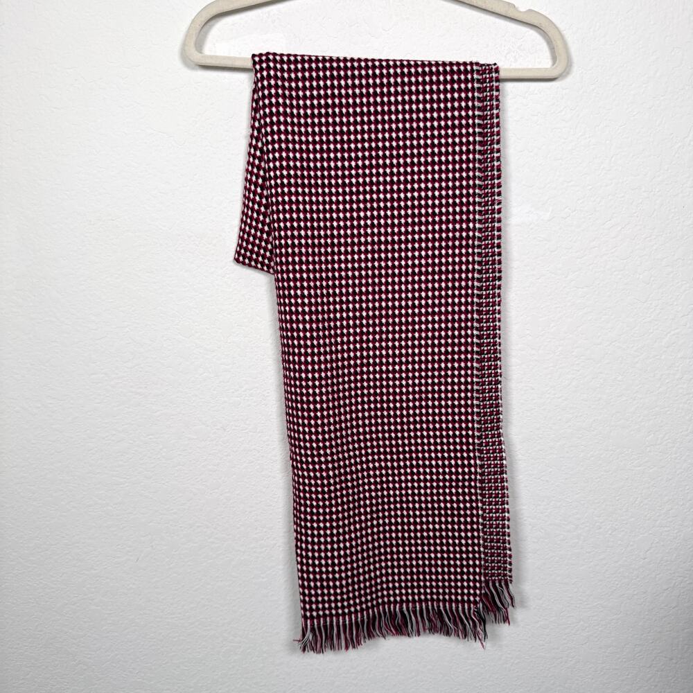 Nordstrom Womens Winter Scarf 76 X 21 Fringe Classic Preppy Red